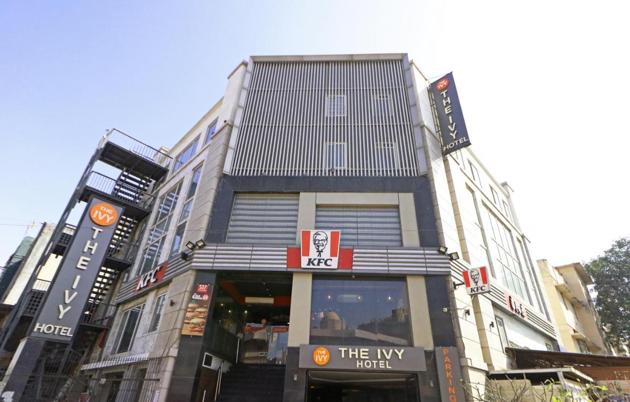 The Ivy Grand Hotel In City Centre With Free Secured Parking New Delhi Exteriör bild